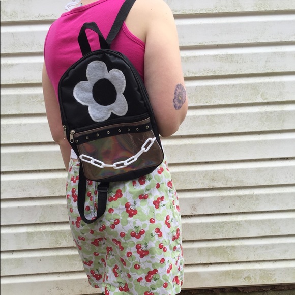 Razzberrybun OG mini backpack - Picture 2 of 8